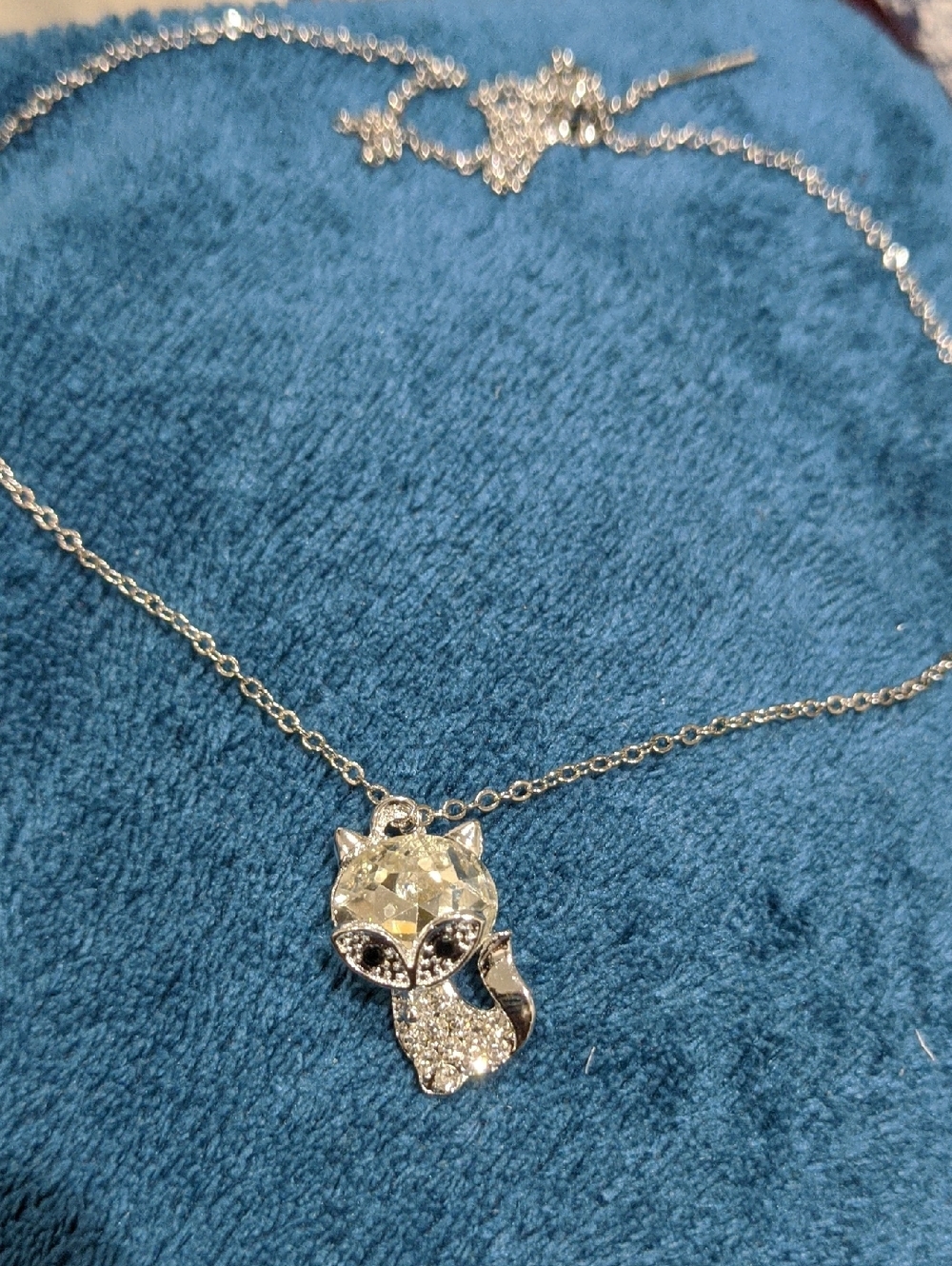 Silver Fox Pendant Necklace - Elegant Women's Jewelry